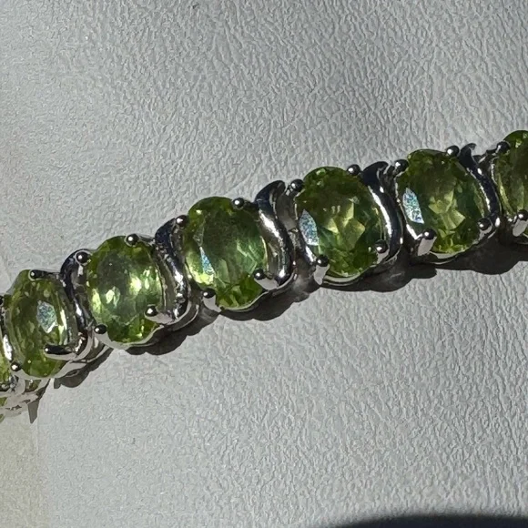 925 Peridot Tennis Bracelet - Picture 7 of 8